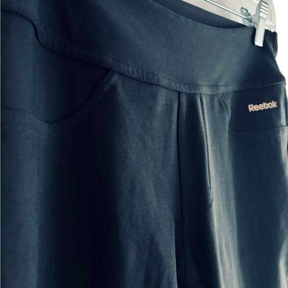 ▪️Reebok Easytone Capri Black S/M Sport Legging LIKE NEW▪️ - Picture 7 of 8